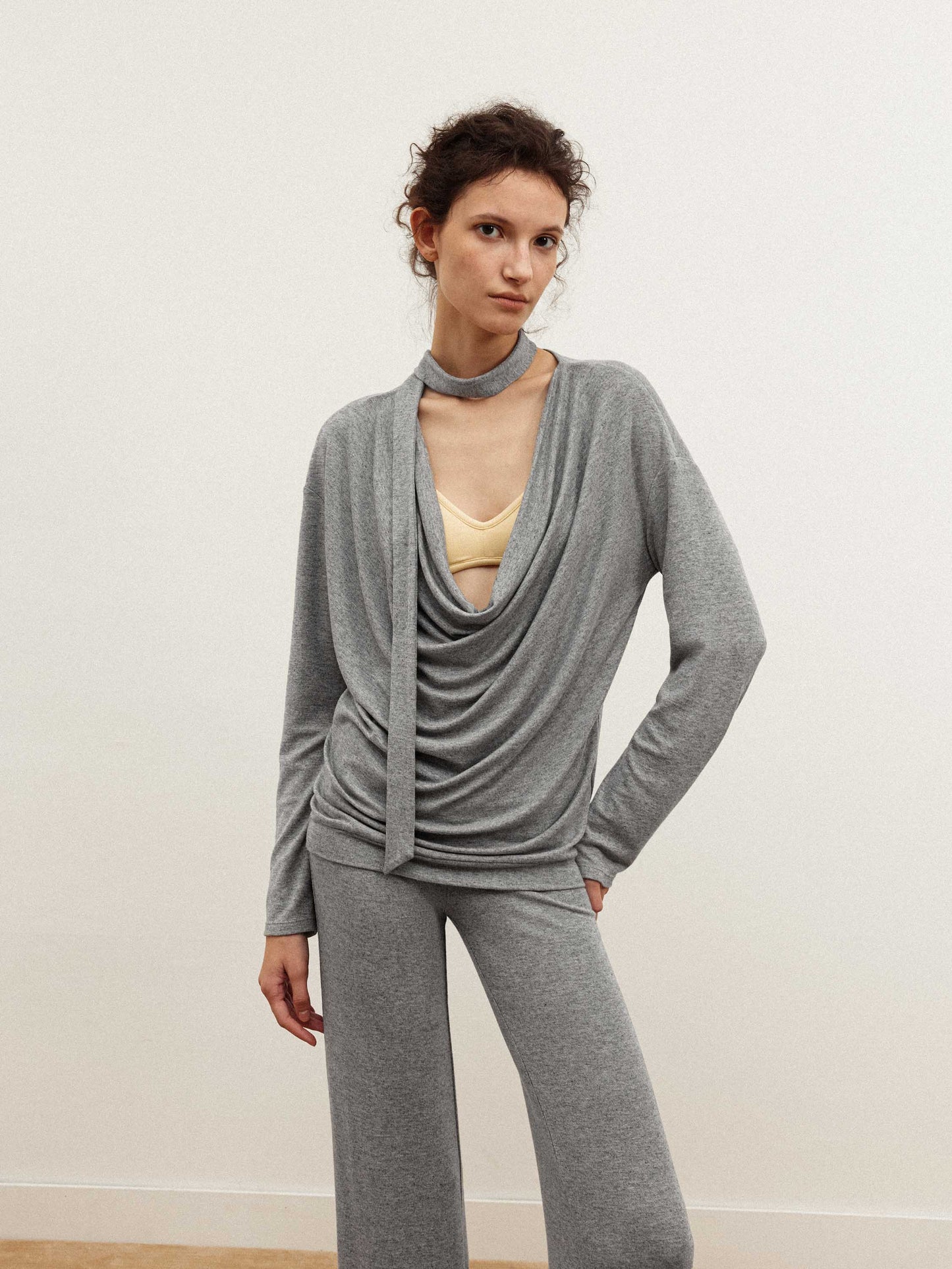 V-Waist Knit Trousers Sets