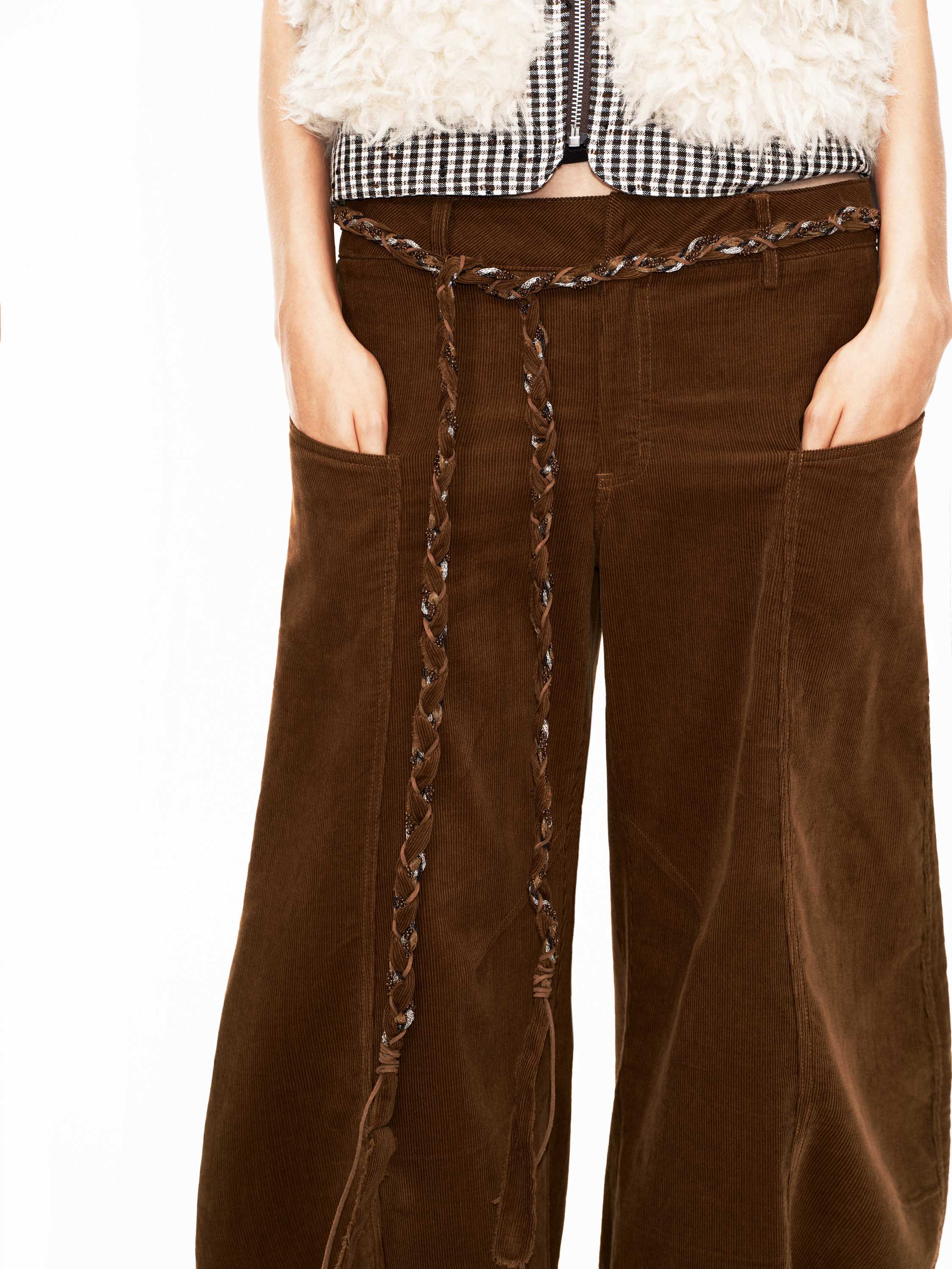 Corduroy Arc Leg Trousers