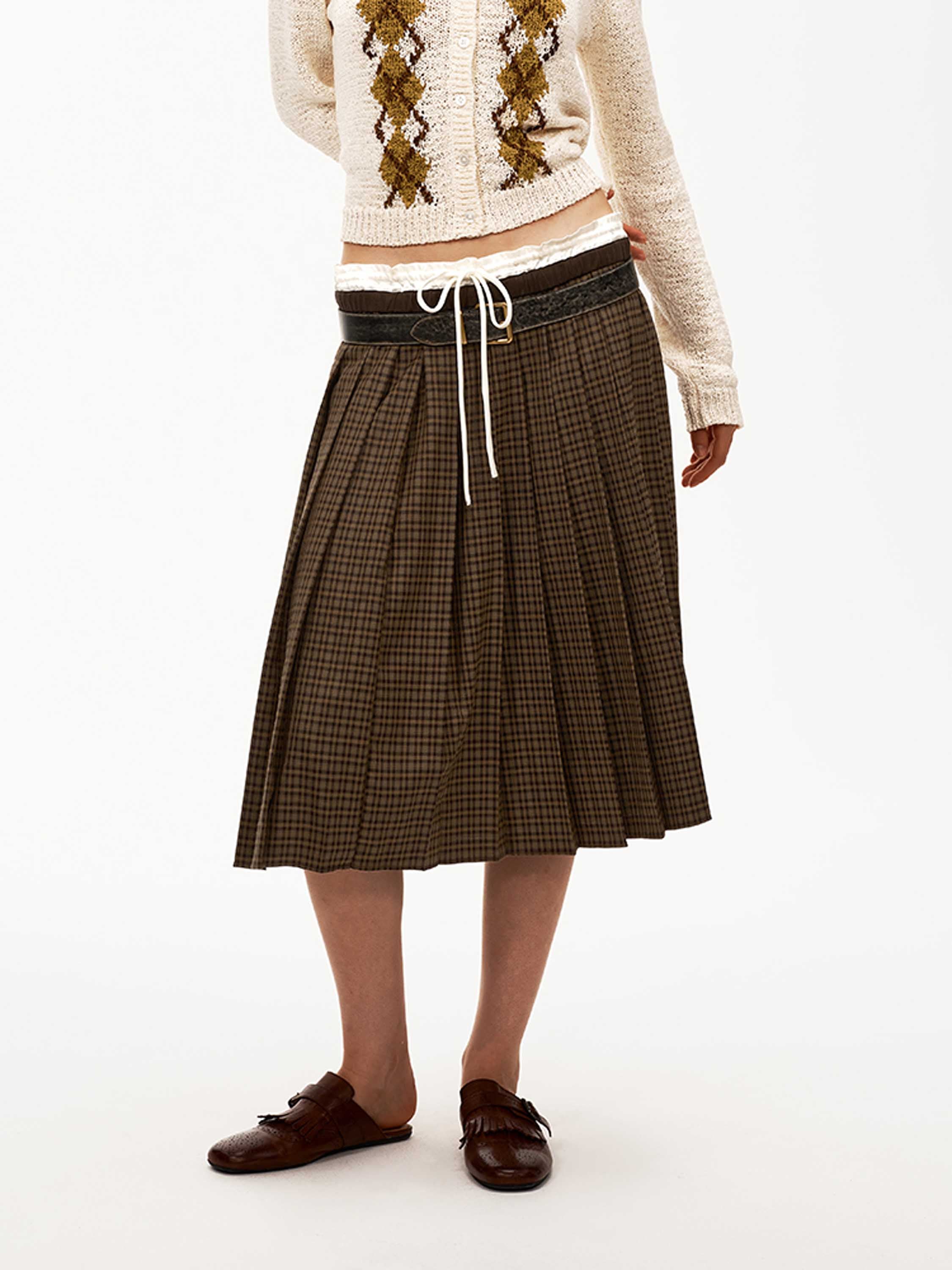Plaid Pleated Skirt with Contrast Waistband