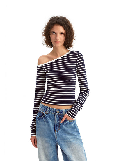 Off-the-shoulder Long-sleeved Knitwear