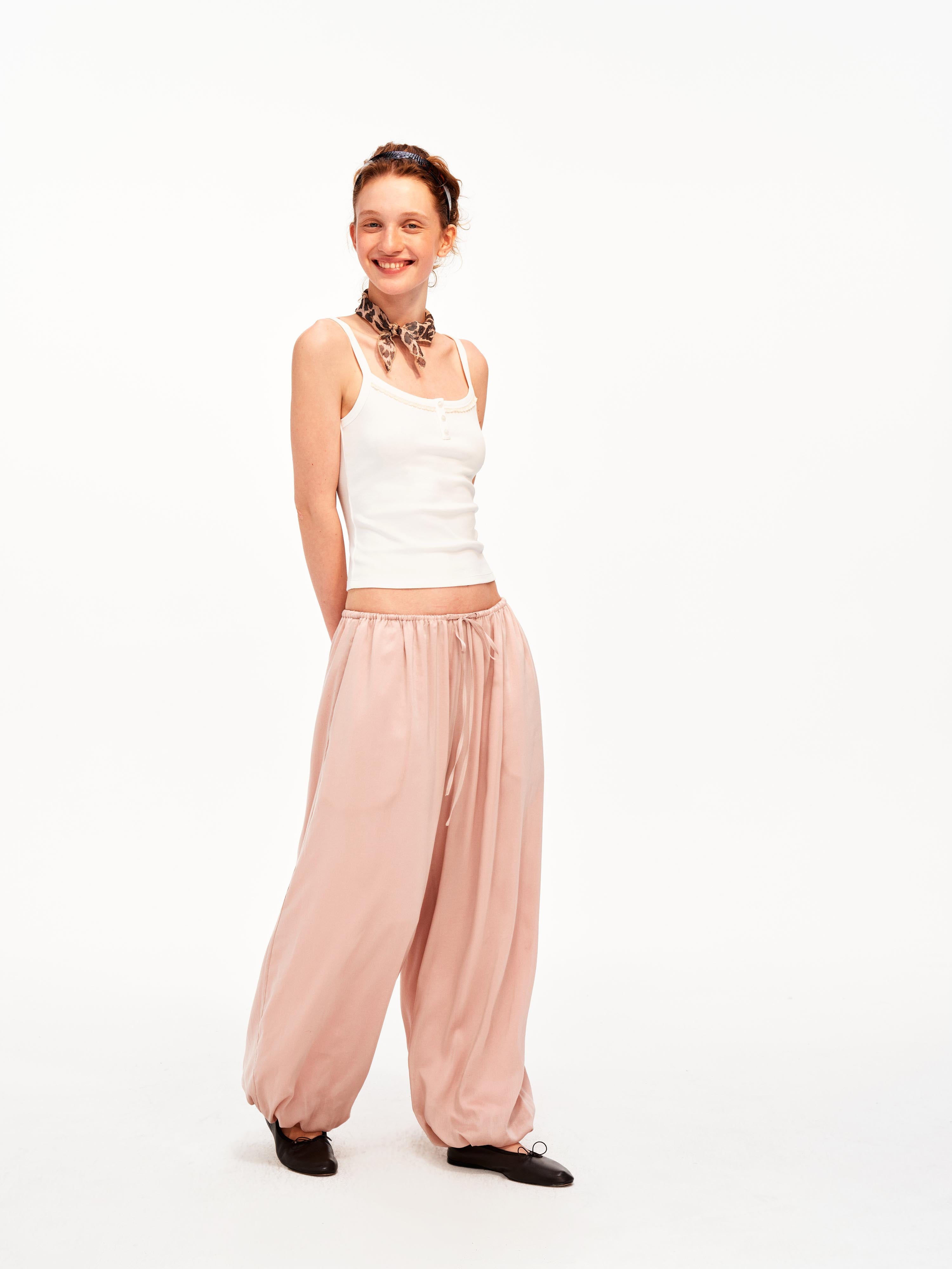 The Airy Lyocell Pants