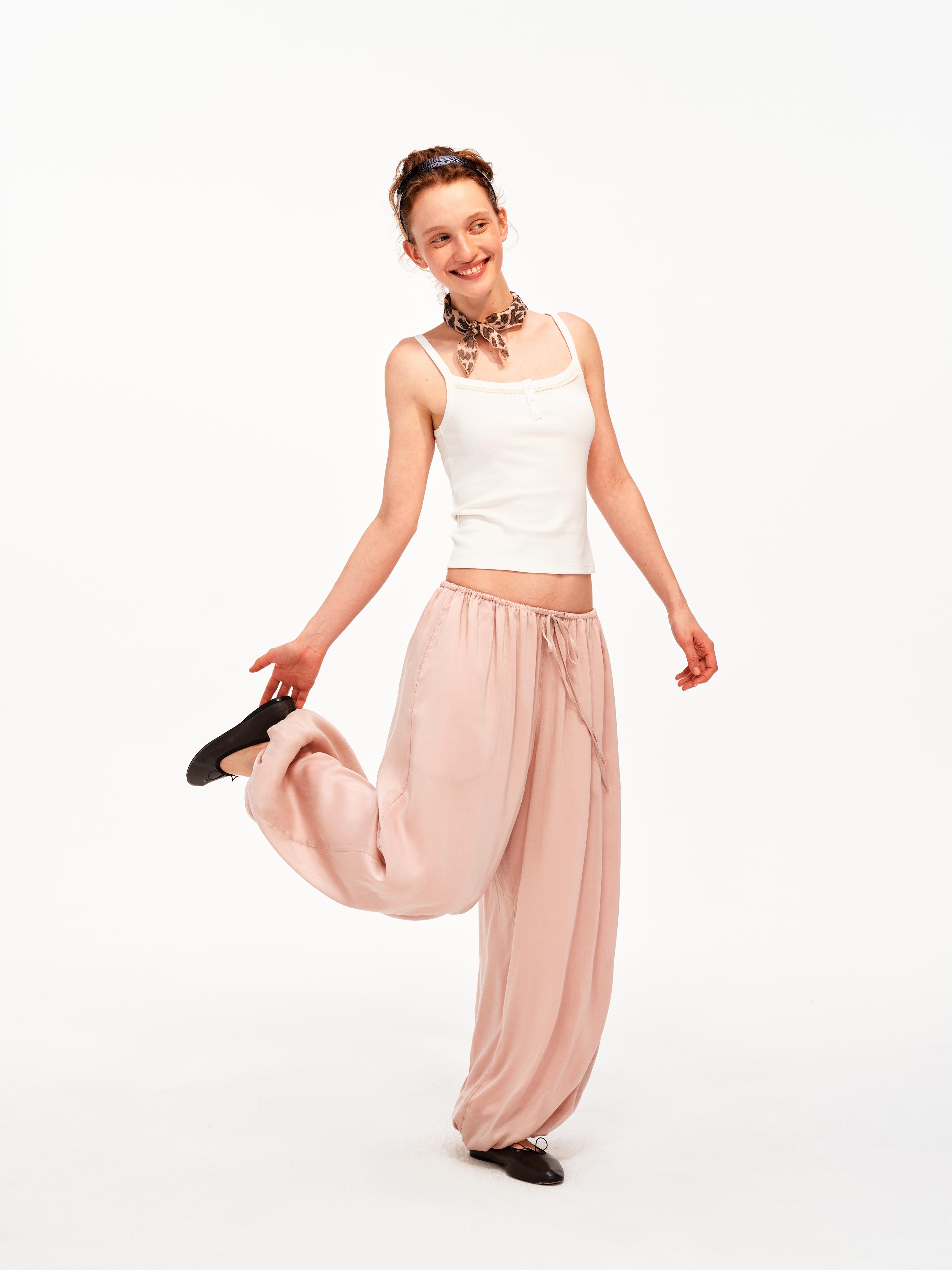 The Airy Lyocell Pants