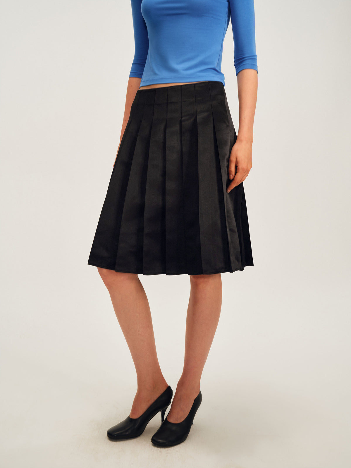 Soft Classic Pleated Skirt