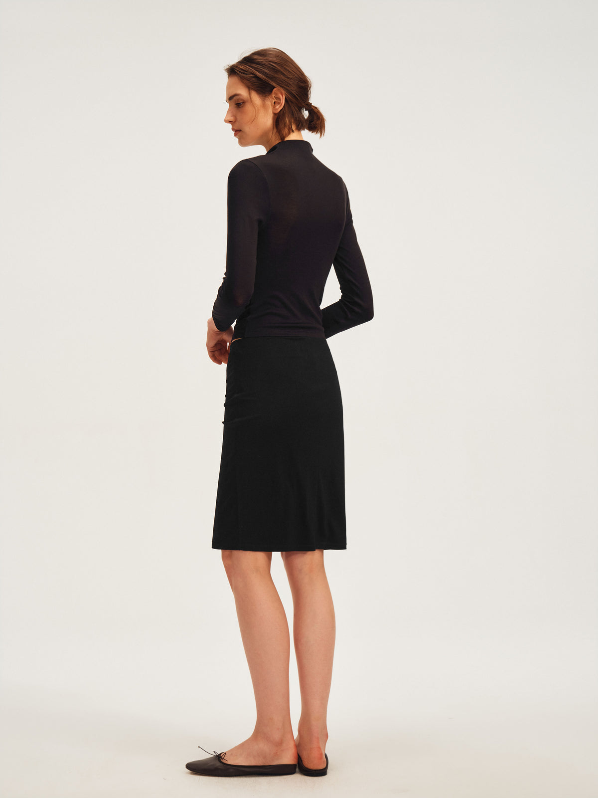 Noir Essential Skirt