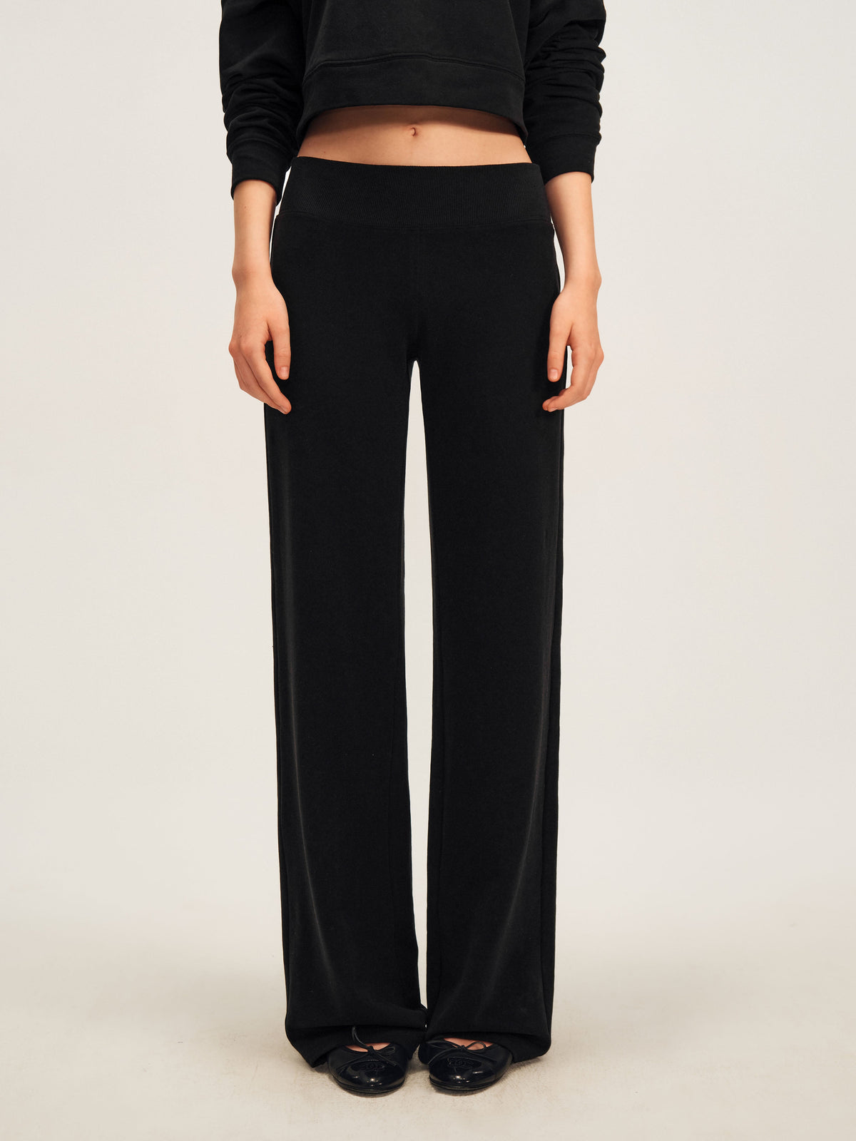 The Ease Pant