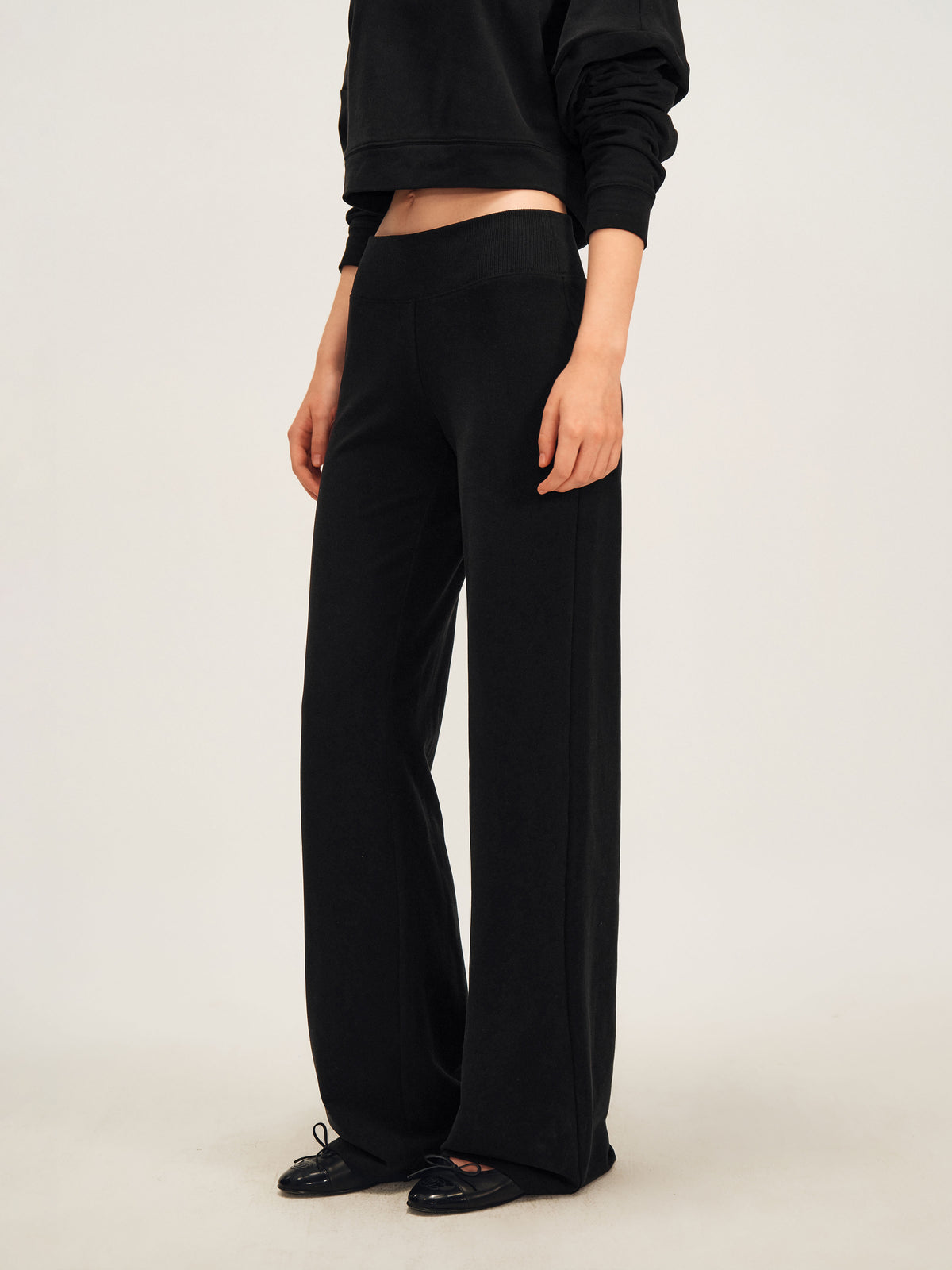 The Ease Pant