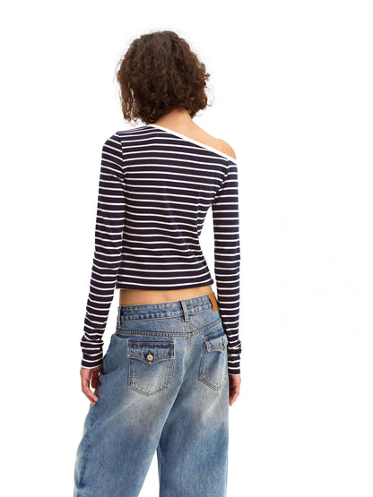 Off-the-shoulder Long-sleeved Knitwear