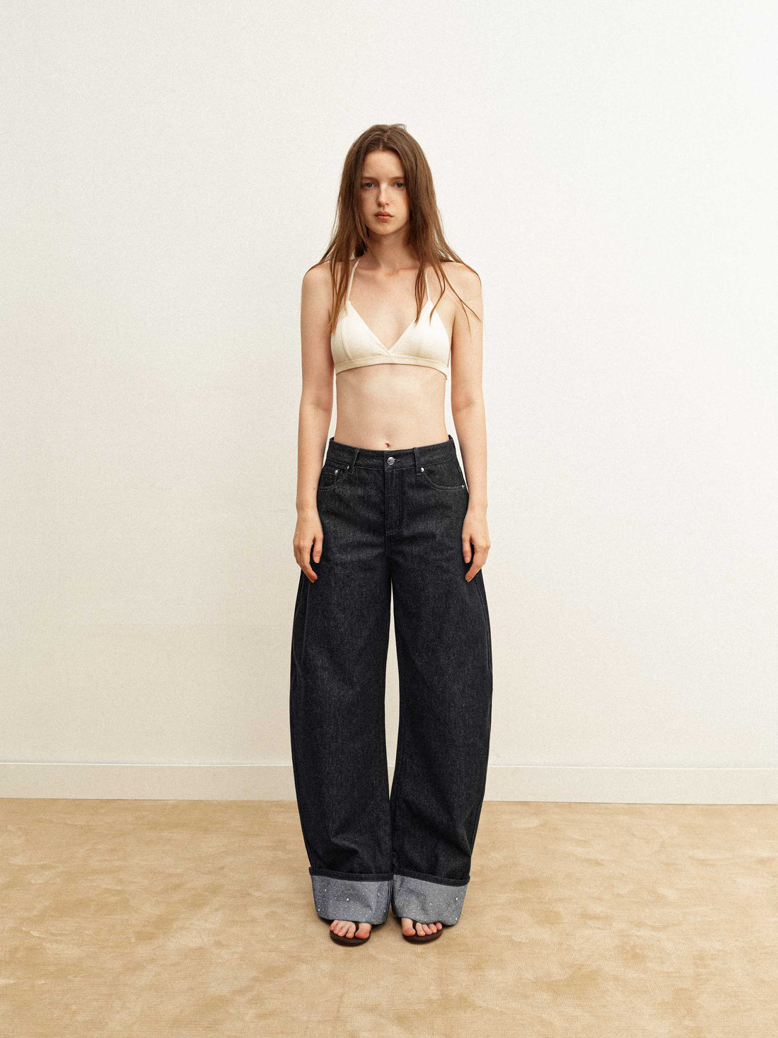Indigo Round Jeans