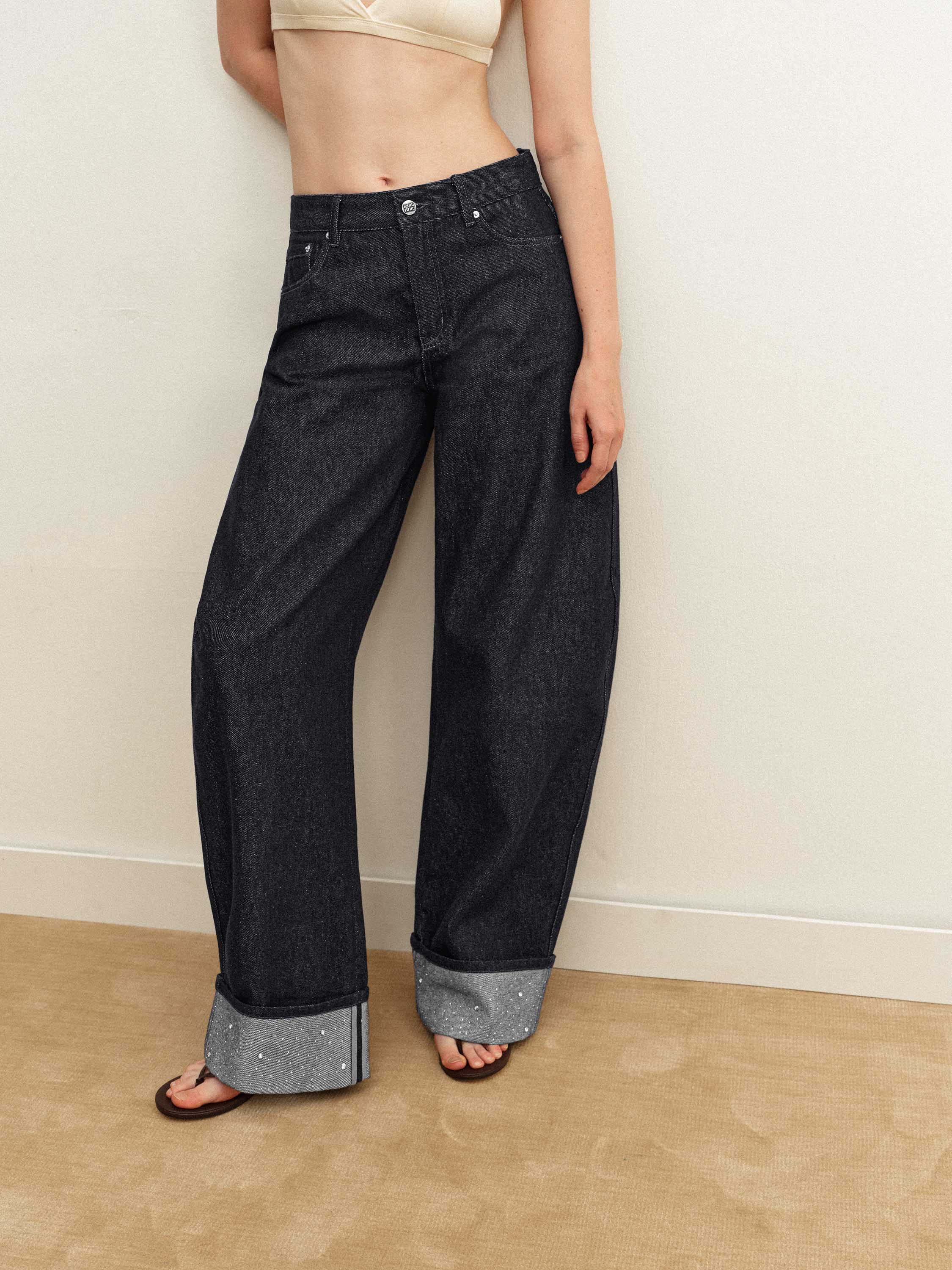Indigo Round Jeans