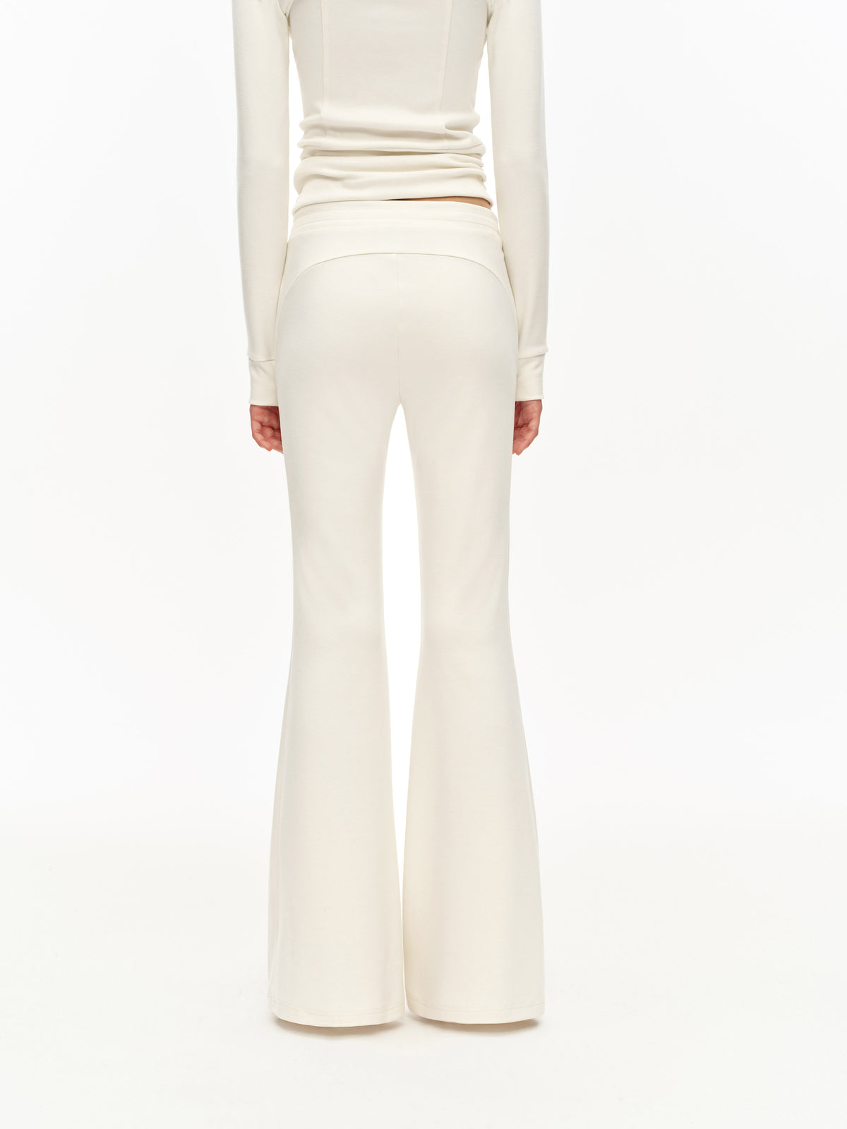 Sculpted Fit Zip-Up Pant