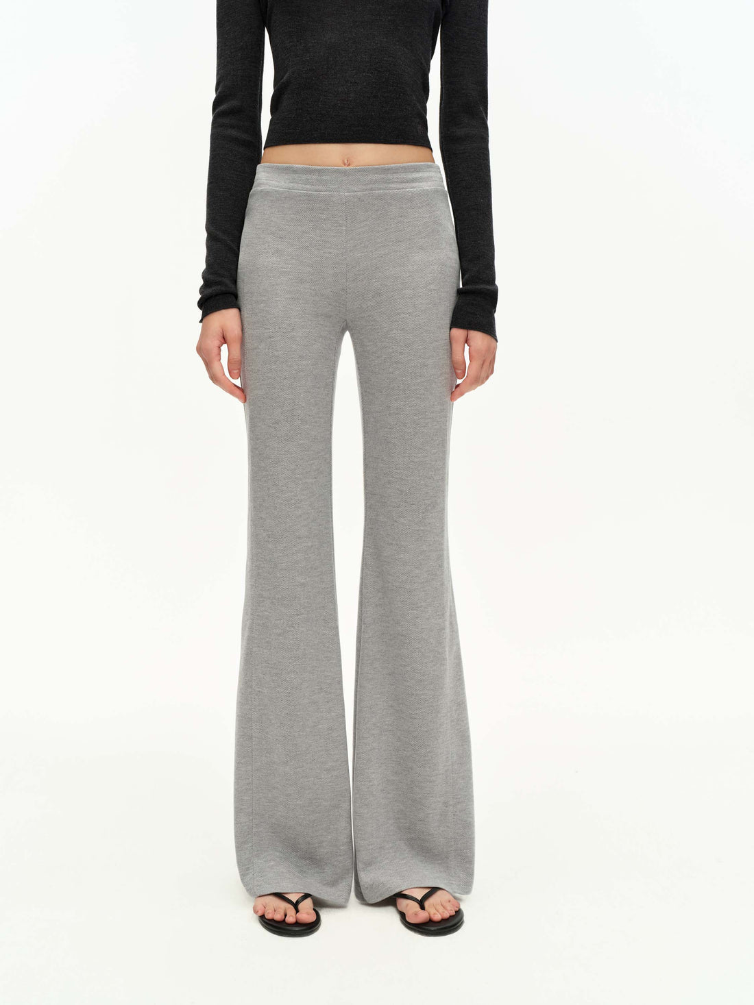 Sculpted Fit Zip-Up Pant