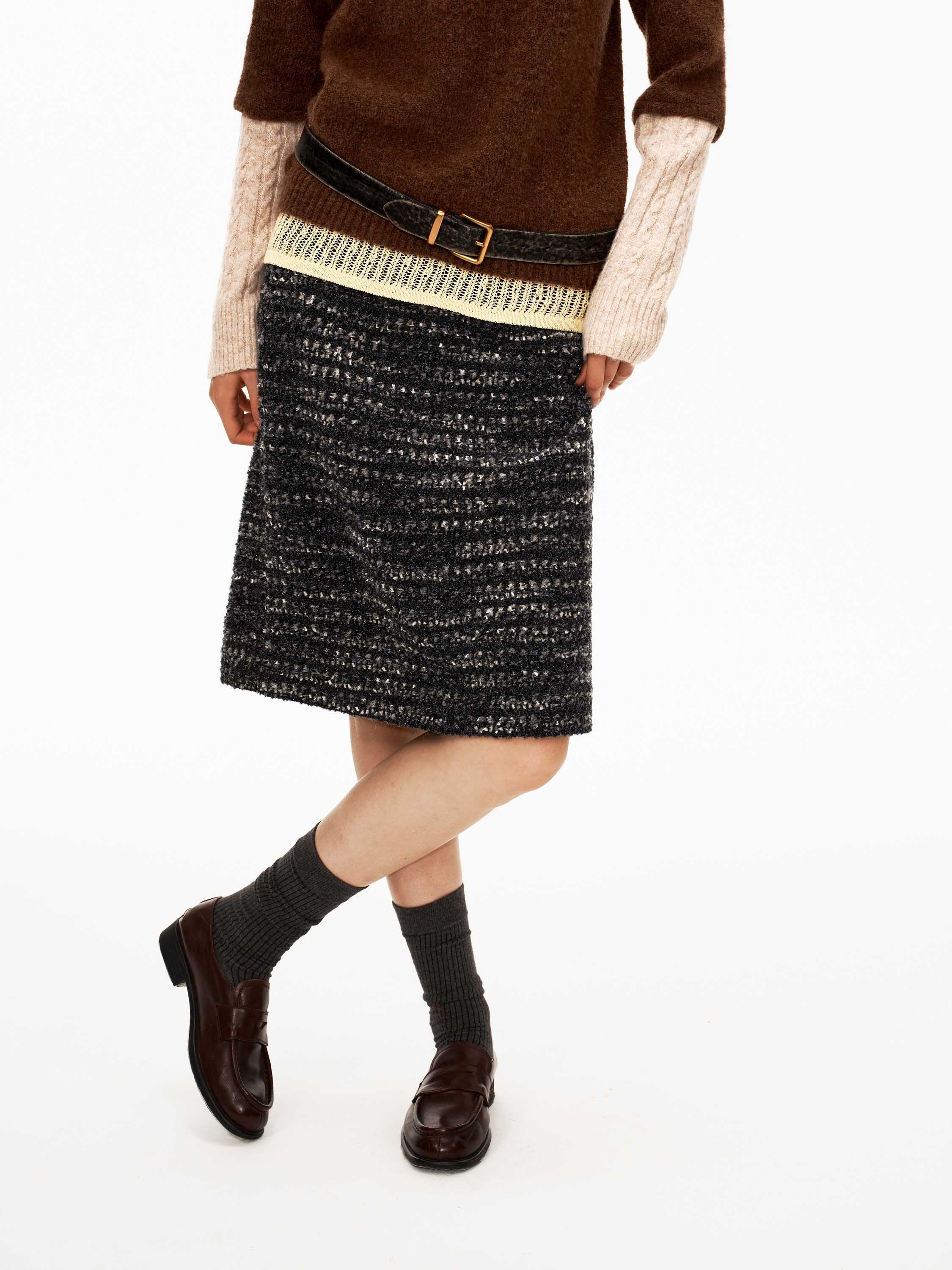 울 블렌드 트위드 미디 스커트