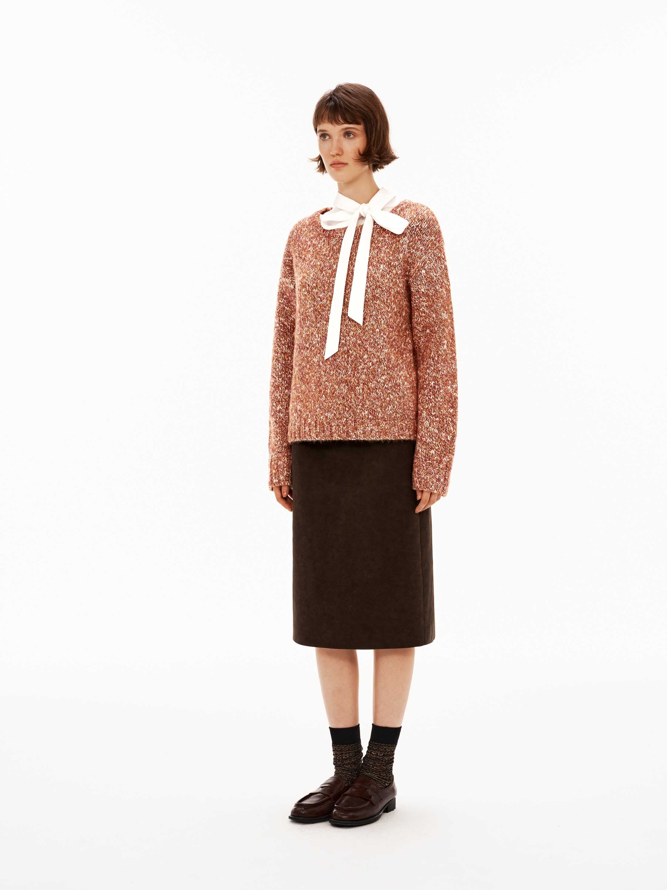 Mixed Wool Knit Top with Detachable Bow