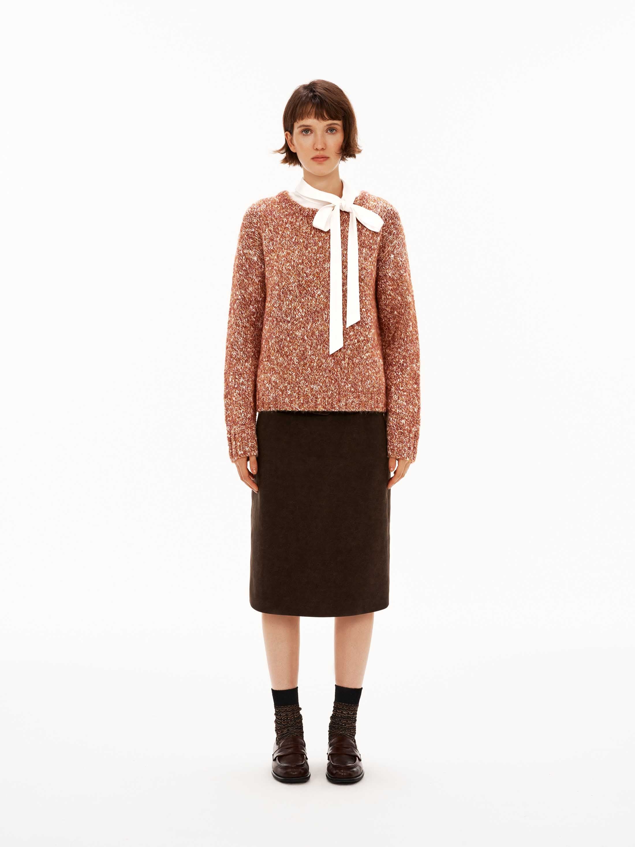 Mixed Wool Knit Top with Detachable Bow