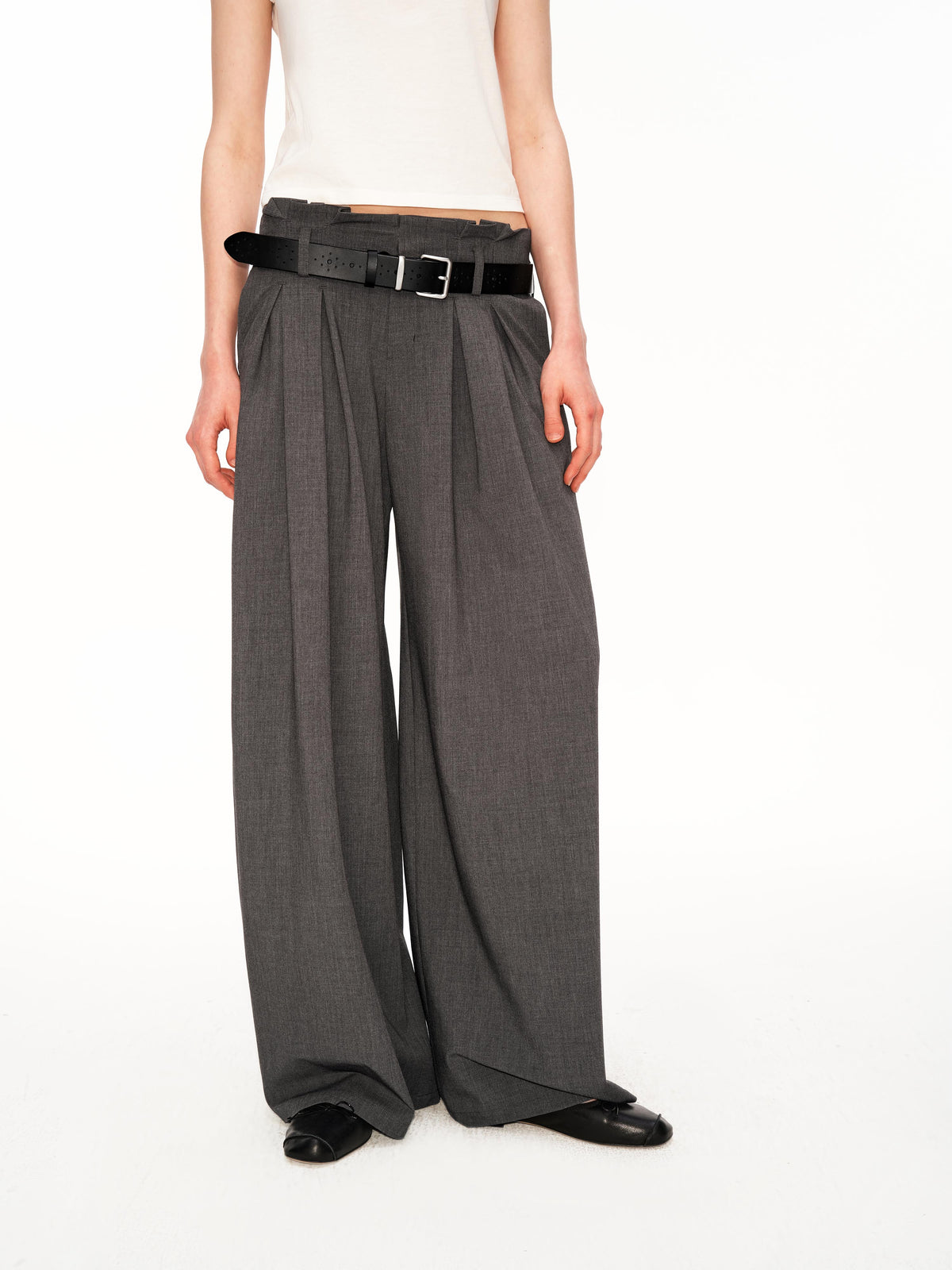 Low Rise Wide Leg Tailored Pants