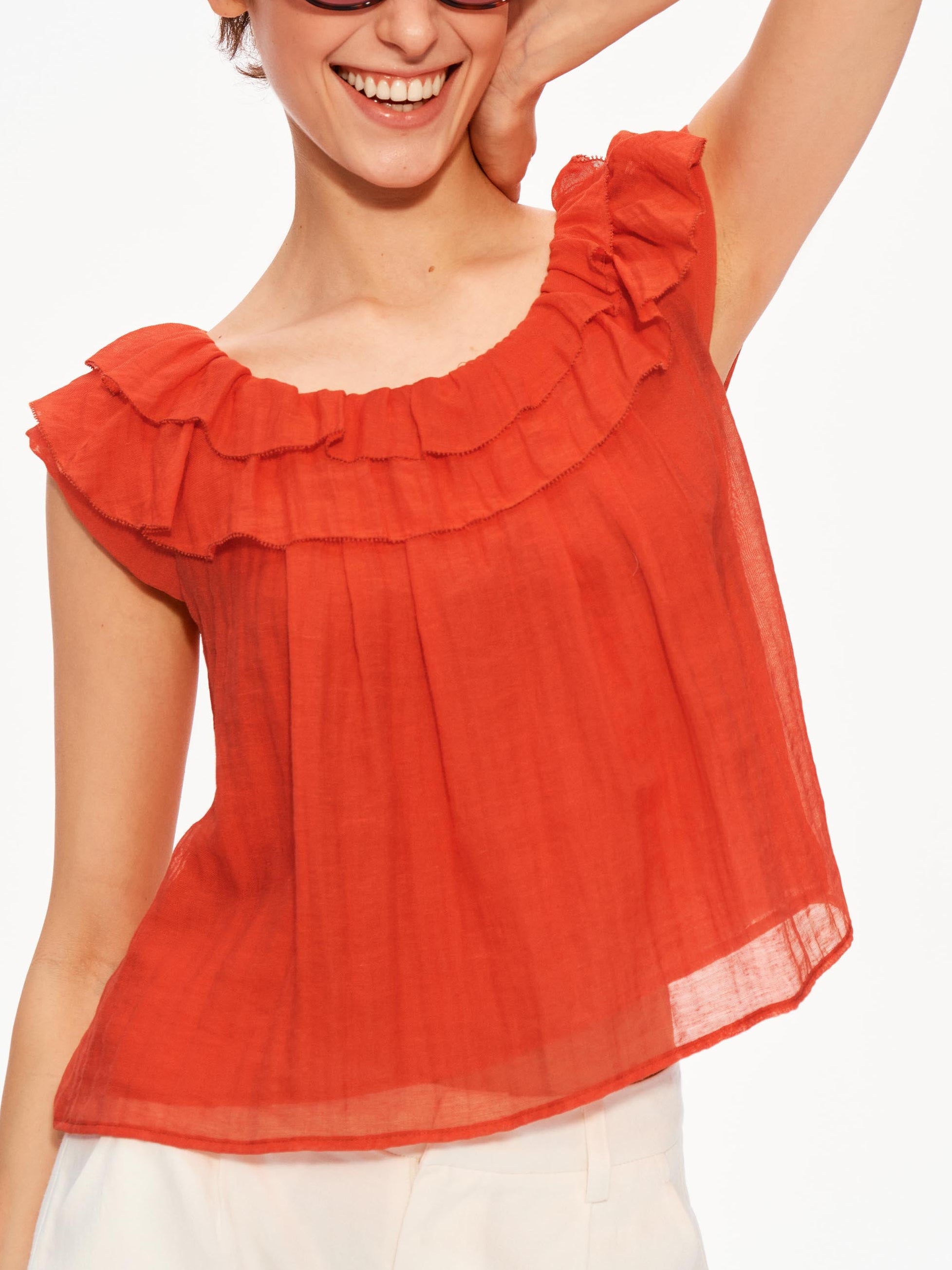 Air Ruffle Blouse