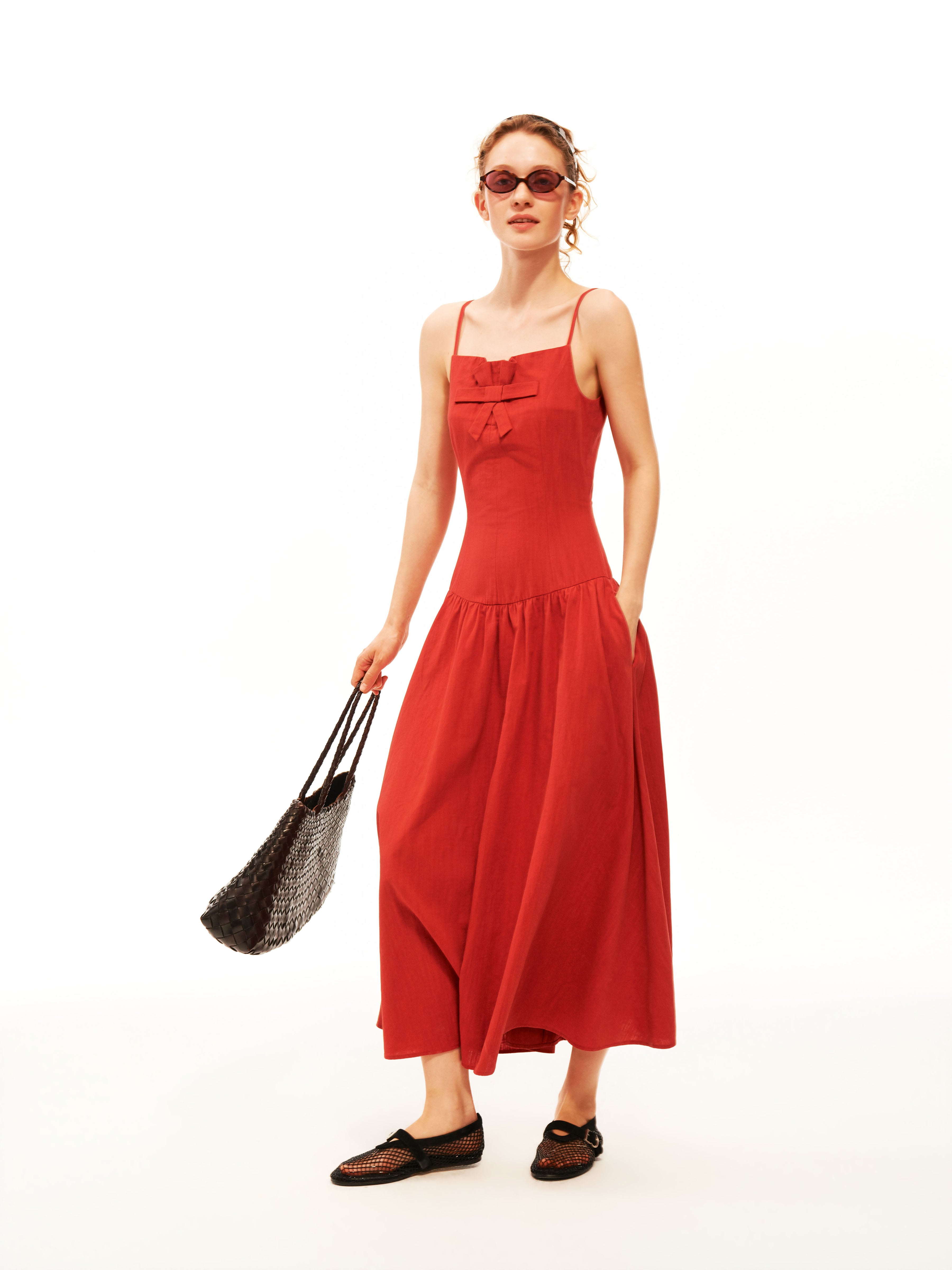 Sculpted Bow Linen Dress