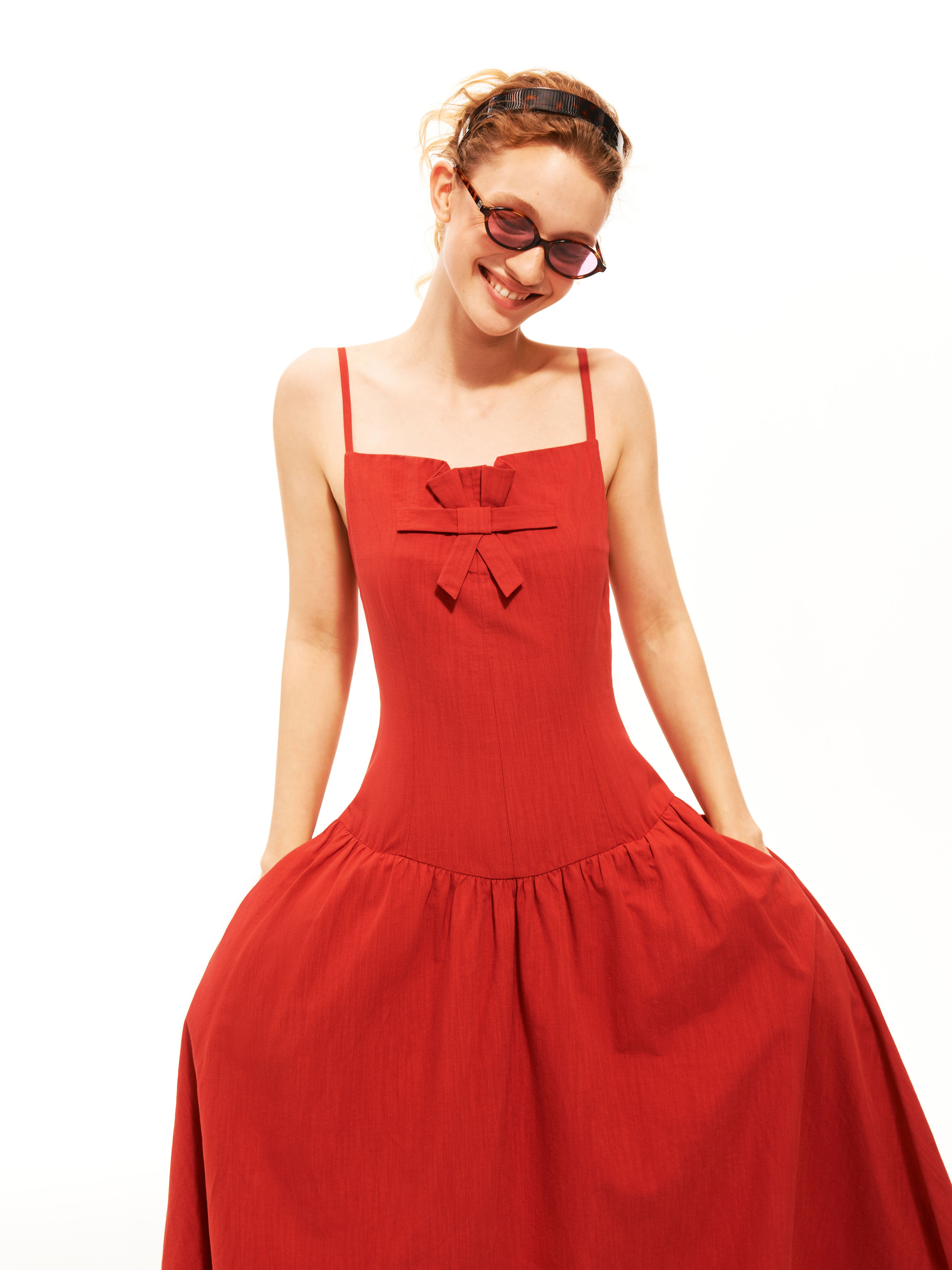 Sculpted Bow Linen Dress