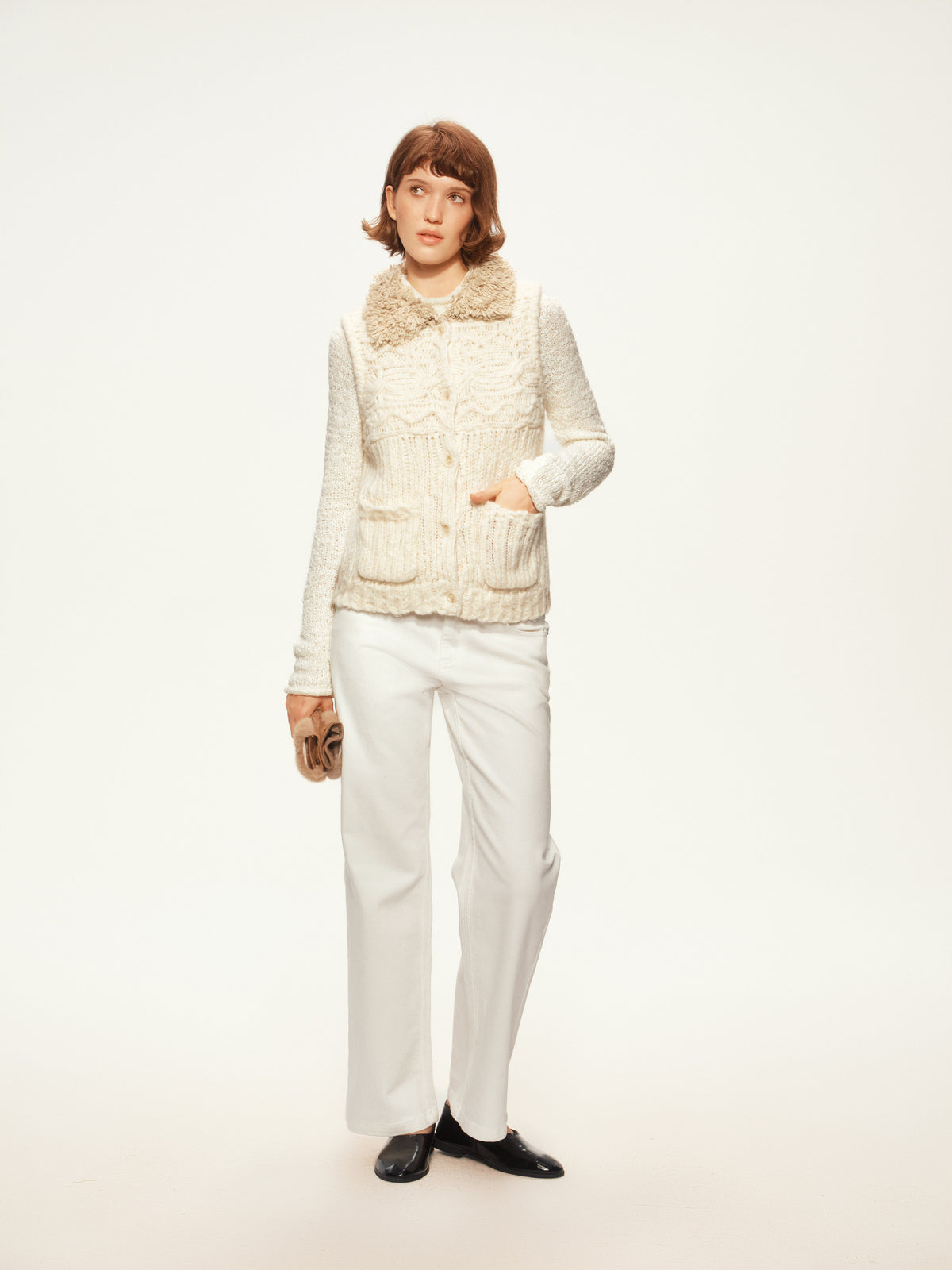 Eira Loop-Collar Vest