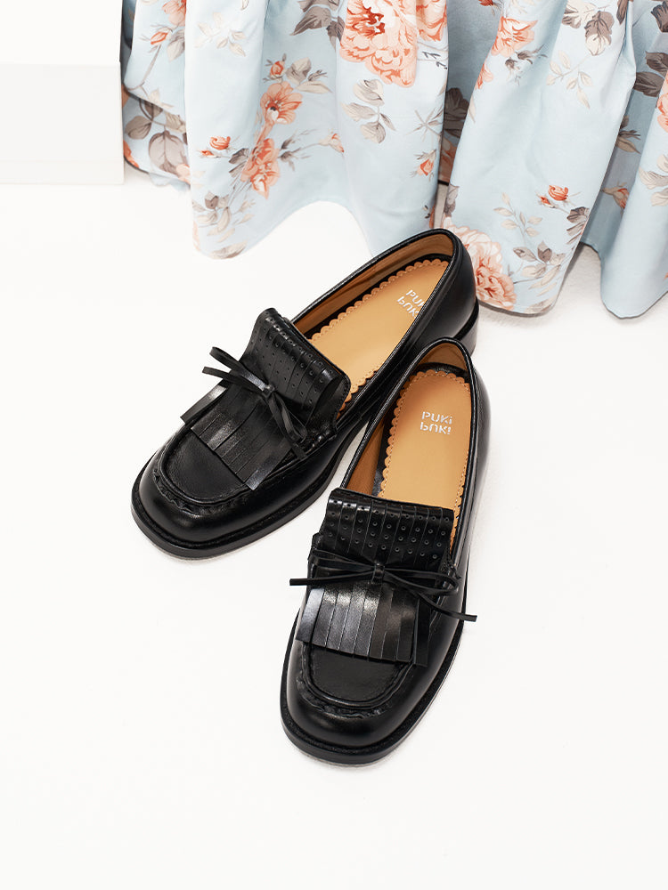 Tassel bow leather loafer