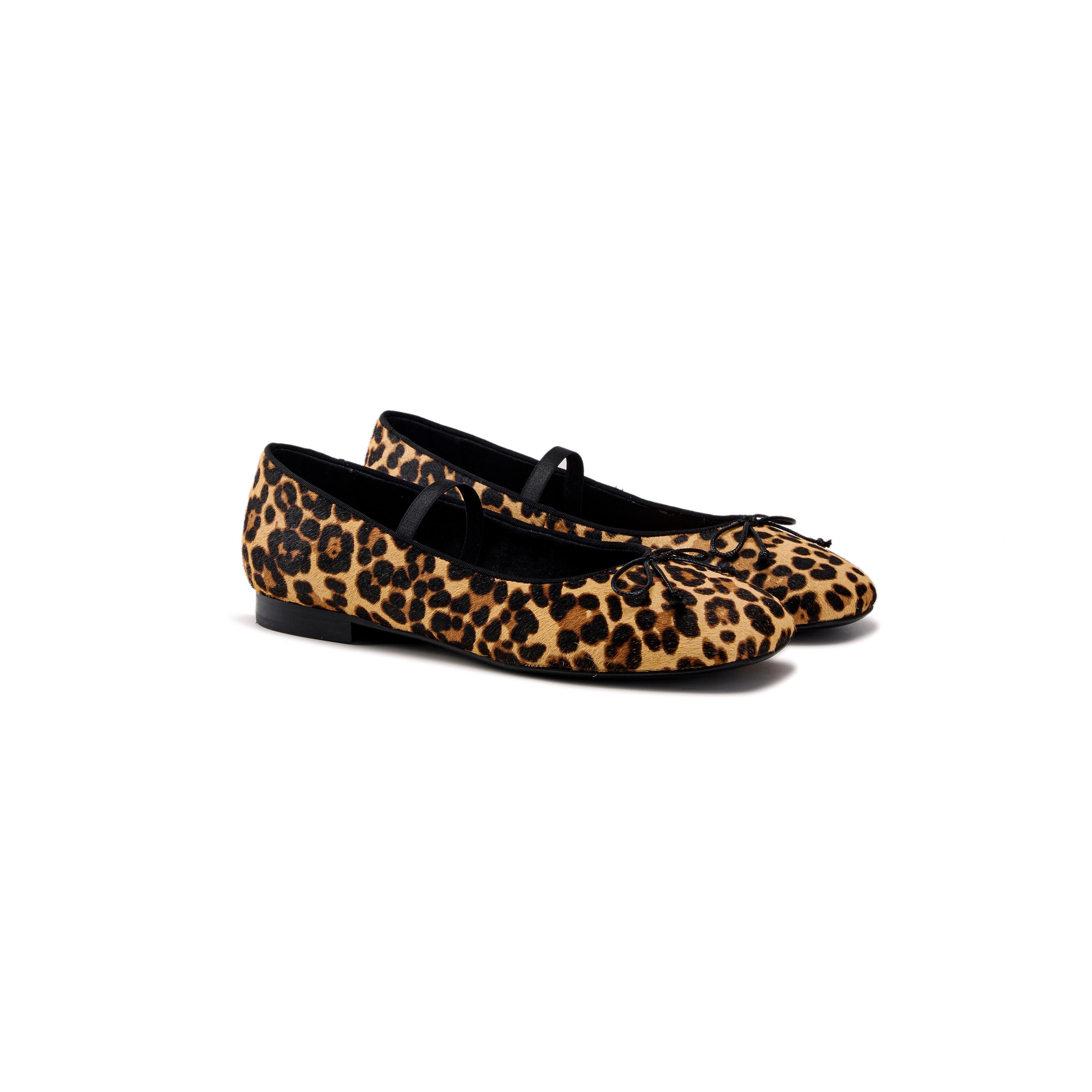 The Élan Leopard Flats