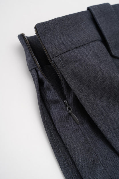 Low-Slit Skirt