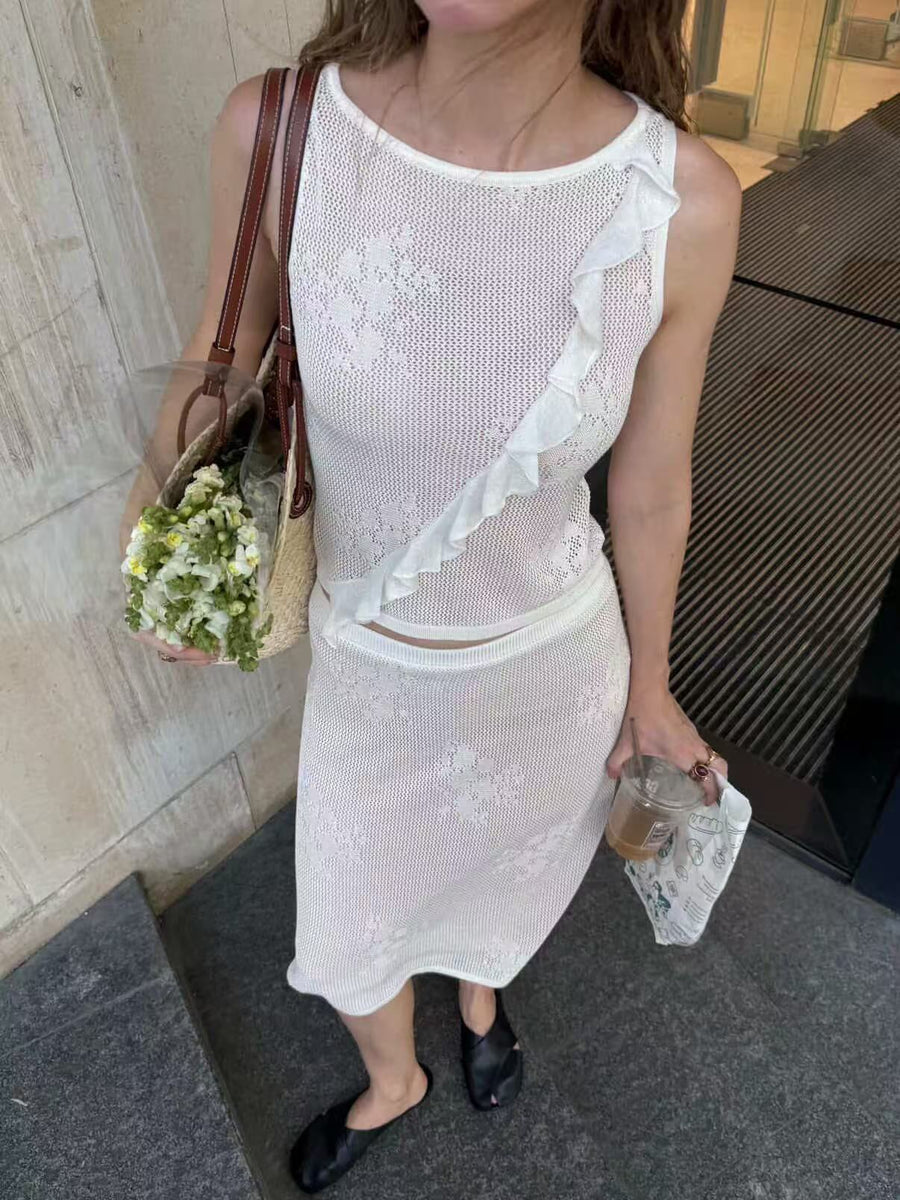 PUKI muse wearing this piece