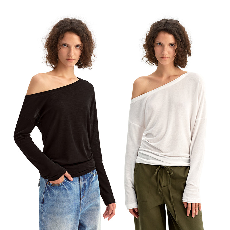 Off-the-shoulder Long-sleeved Knitwear